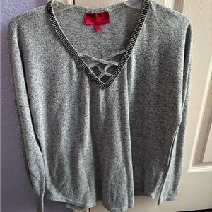 Jennifer Lopez sweater in mint condition